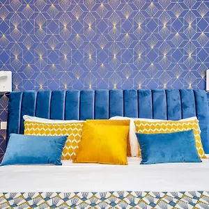 Art Deco' - Sleepwithme - Free Parking - Free Breakfast - Very Friendly Staff Appartement Pise